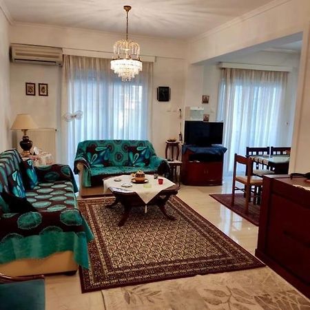 Marys House , Lovely 2-Bedroom Apartment Szaloniki Kültér fotó