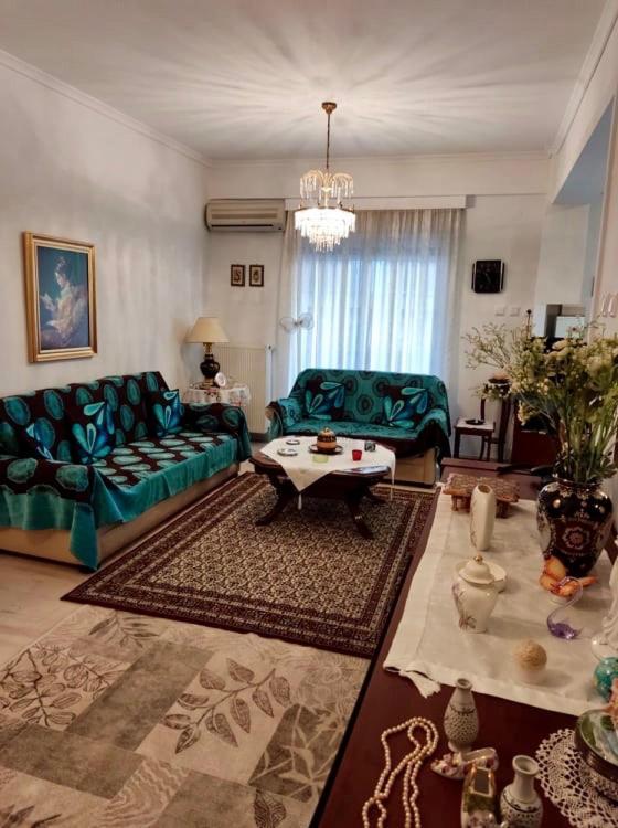 Marys House , Lovely 2-Bedroom Apartment Szaloniki Kültér fotó