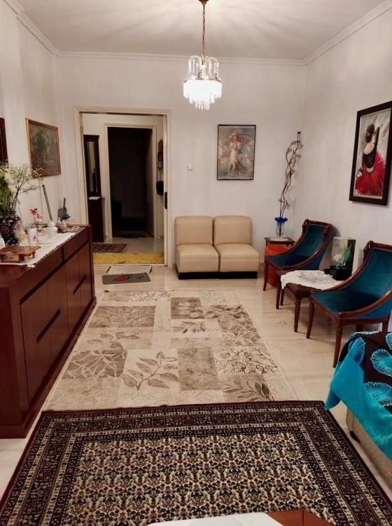 Marys House , Lovely 2-Bedroom Apartment Szaloniki Kültér fotó